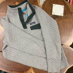 Patagonia pull over